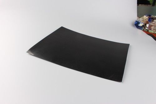 Гладкая поверхность Геомембрана из HDPE с отличной химической стойкостью 30-100 м длина