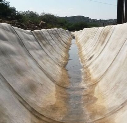 Гибкое быстроотверждающееся цементное полотно шириной 4 м для защиты откосов и укрепления грунта